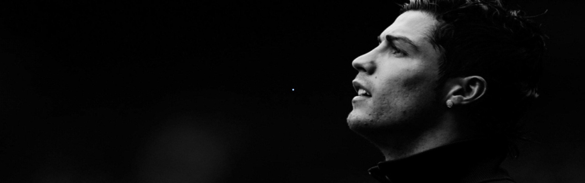 【华体会体育】张玉宁担纲国足新队长，十年征战45场7球铸就传奇，18强赛破门后泪洒赛场