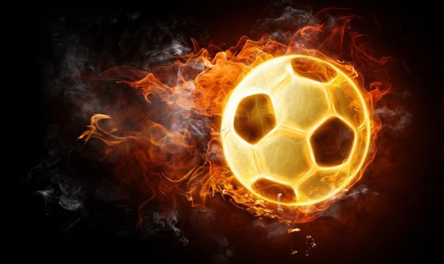 华体会app-基德披露弗拉格脚踝伤情细节，连续扭伤源自踩脚意外，恢复进程受关注