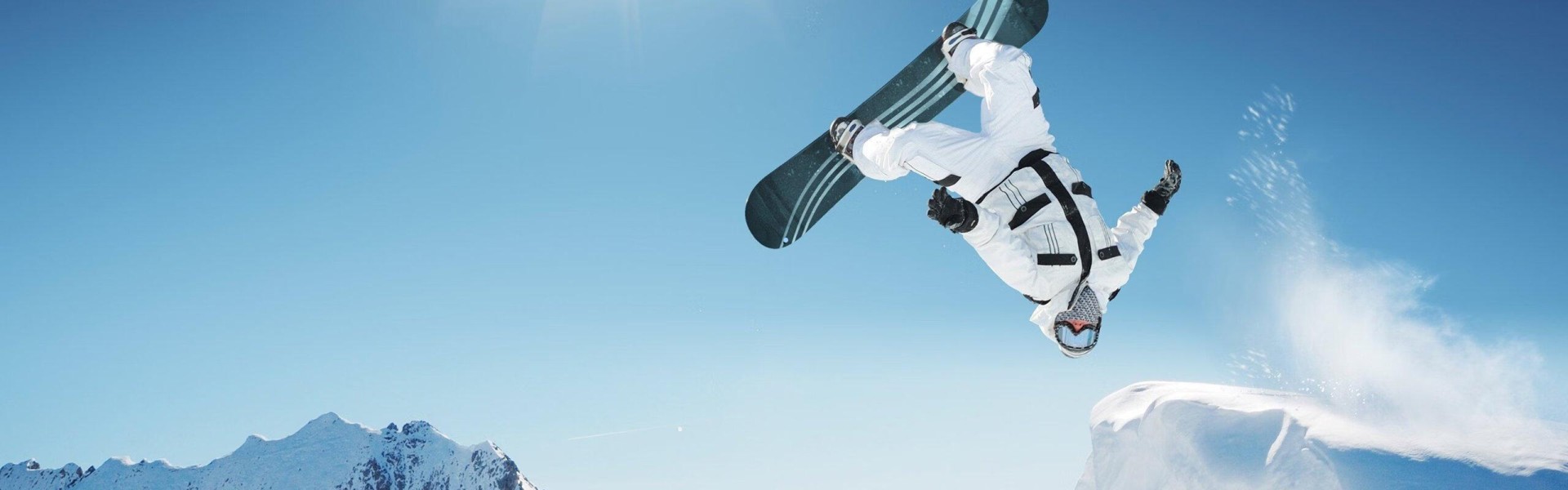 华体会app_烽烟再起！罗马官方宣布20岁前锋文图里诺租借加盟，含买断选项