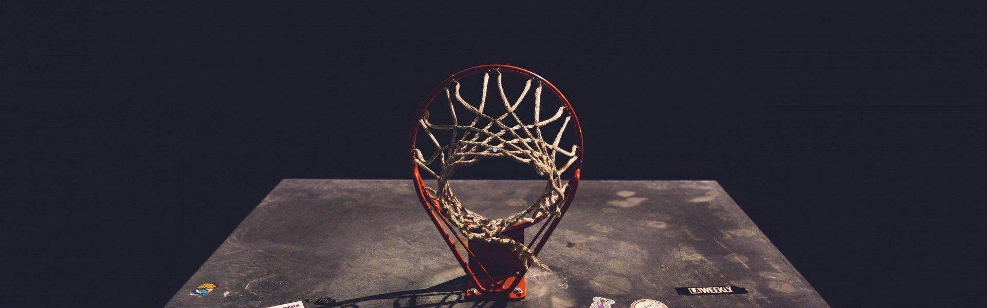 华体会app：12载峥嵘铸就东欧铁军！矿工队史诗时刻，双斩皇马、狂饮七喜、欧联四强燃爆欧洲