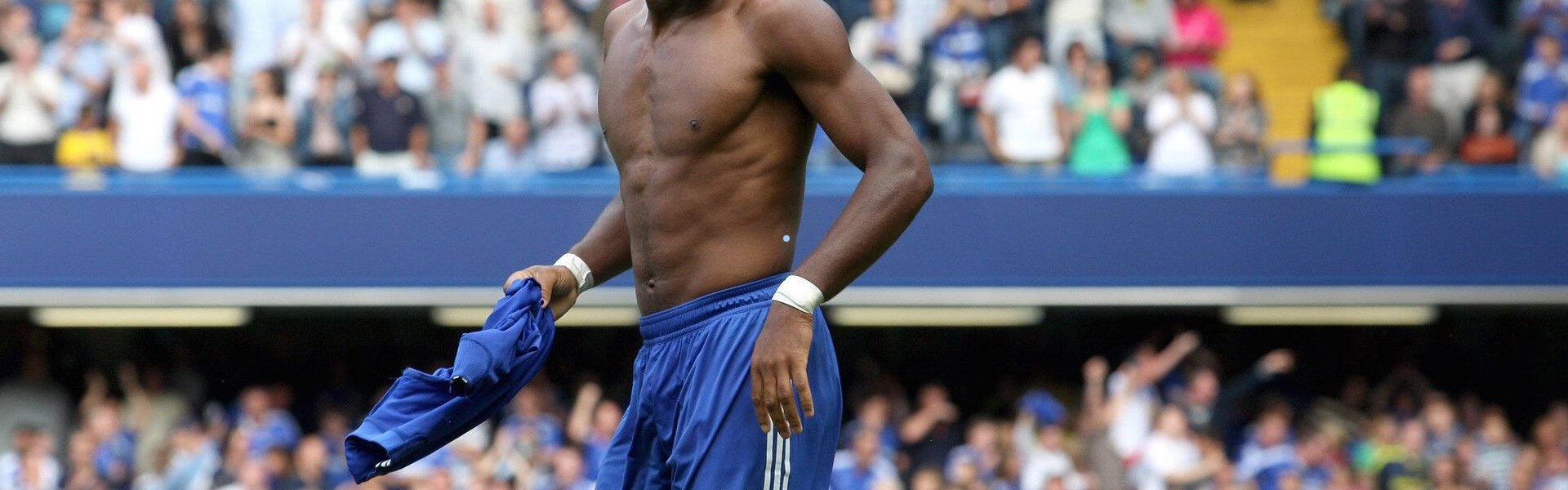 华体会-半场激战火花四溅 拜尔闪击乌尊点射 多特与法兰克福1-1暂平