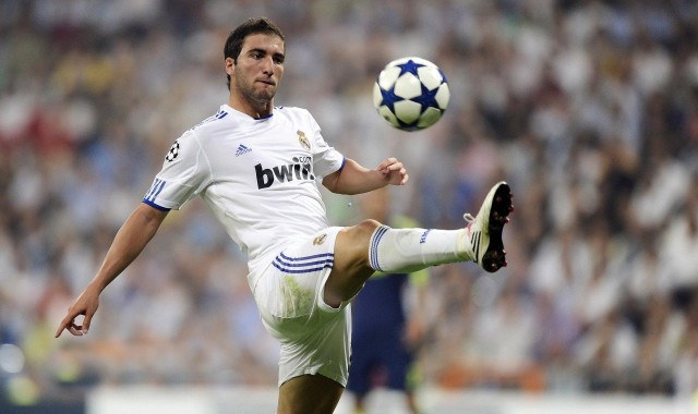 华体会|佩雷斯回顾职业生涯转折点，坦言从未料想能接替汉密尔顿在迈凯伦的传奇席位