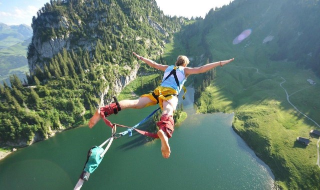 华体会-活力冲破经验壁垒！港队后卫直言广东队中乙班底用奔跑定义比赛